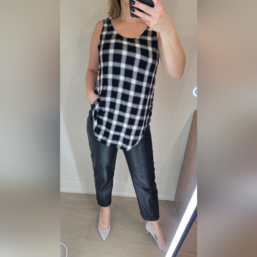 G21 Black & White Plaid Flannel Top With Side Slits S